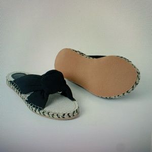 H & M sandals. Size 9. Never worn. Soft and sturdy.